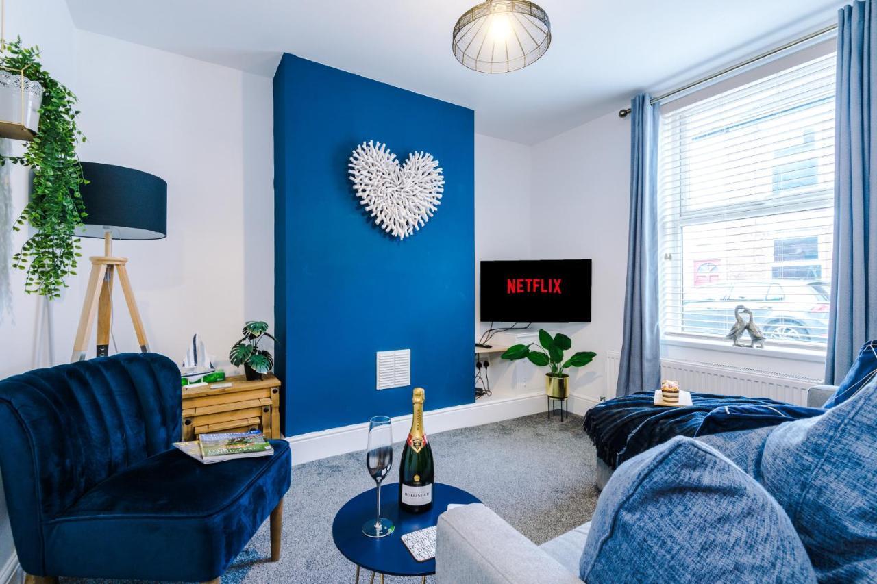 Spacious 2-Bed City-Centre Cottage In Chester By 53 Degrees Property - Ideal For Groups & Couples - Sleeps 6 Экстерьер фото