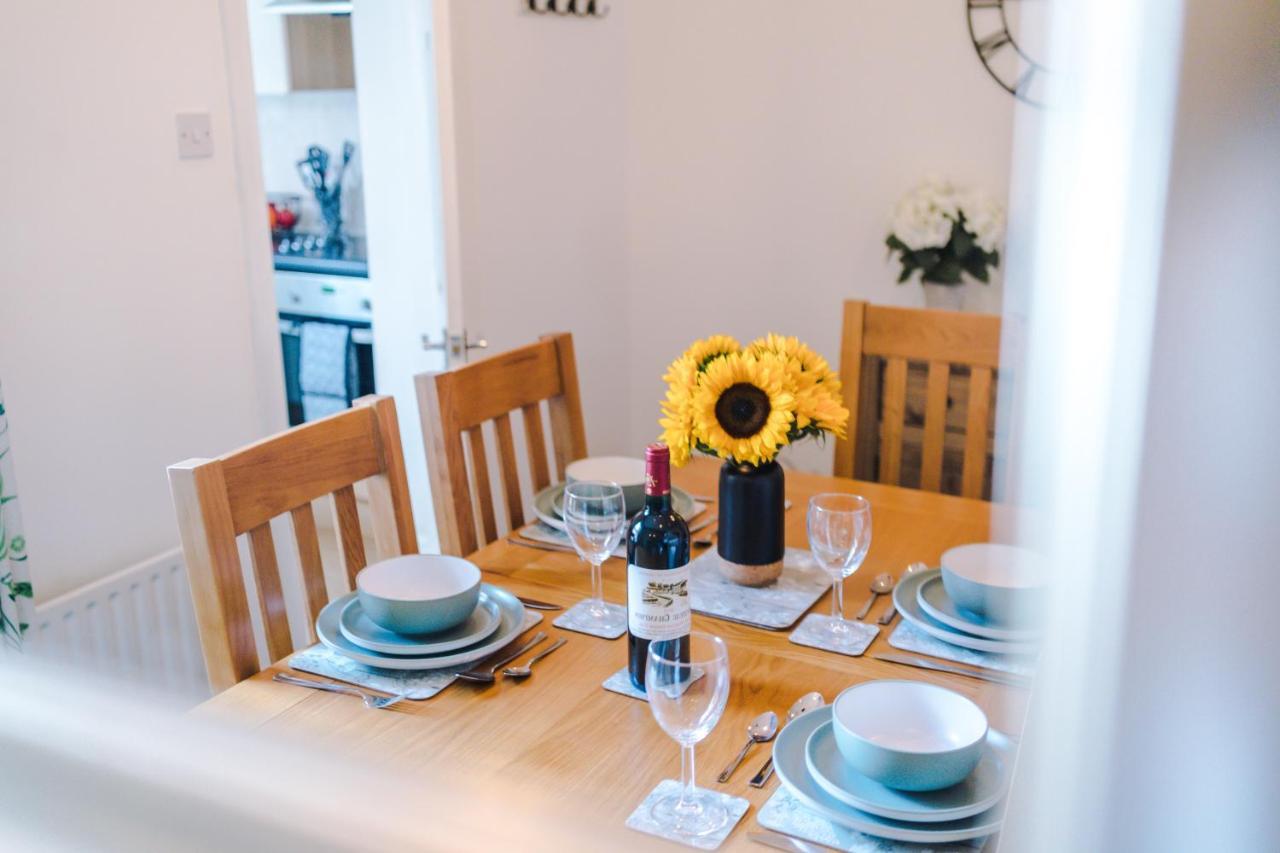 Spacious 2-Bed City-Centre Cottage In Chester By 53 Degrees Property - Ideal For Groups & Couples - Sleeps 6 Экстерьер фото