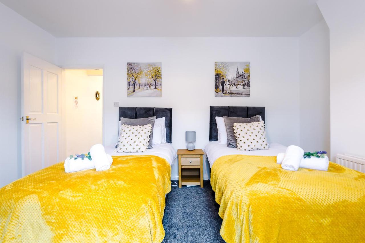 Spacious 2-Bed City-Centre Cottage In Chester By 53 Degrees Property - Ideal For Groups & Couples - Sleeps 6 Экстерьер фото